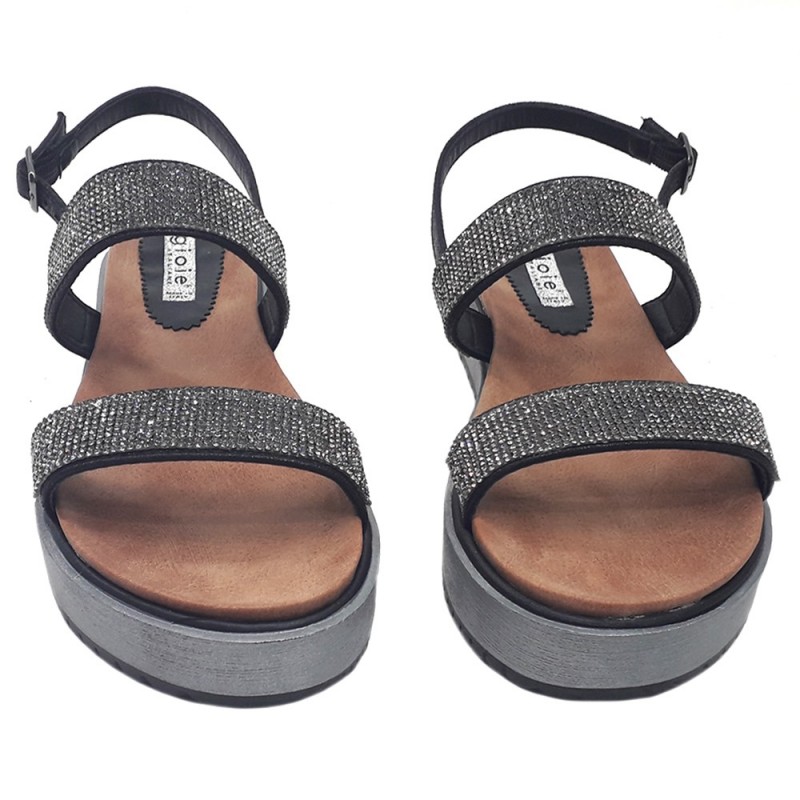 BLACK SANDALS WITH PASTE