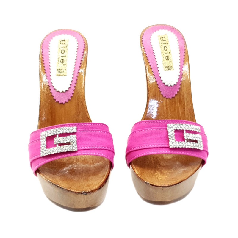 FUCSIA CLOGS WITH COMFY HEEL AND JEWEL ACCESSORY