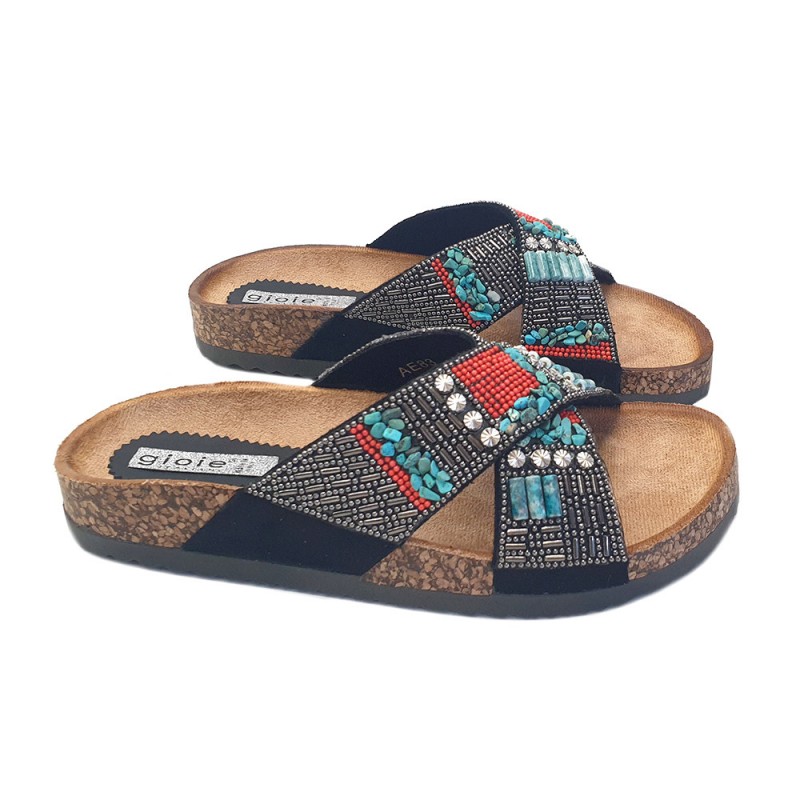 BLACK LOW SANDAL WITH BEADS