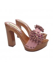 PINK CLOGS WITH COMFY HEEL AND JEWEL ACCESSORY