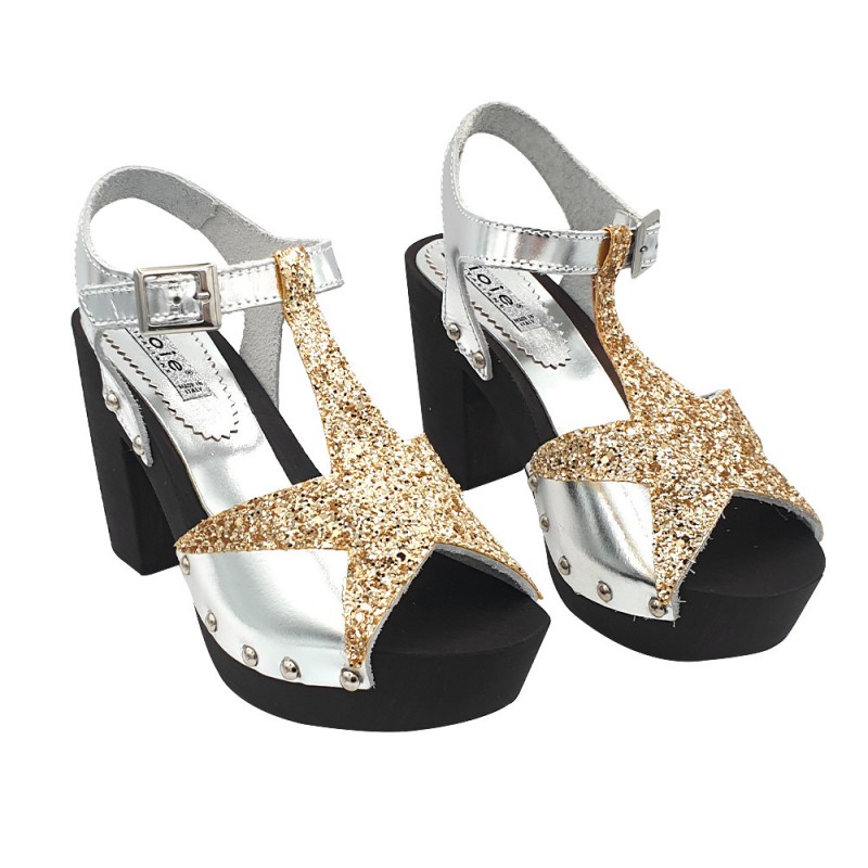 CLOGS WITH GOLD GLITTER SILVER BANDS