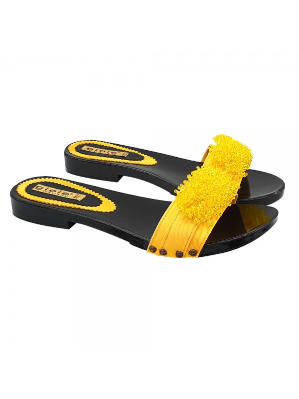 LOW YELLOW CLOGS WITH BEADS