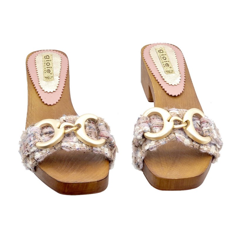 CLOGS WITH PINK BRAIDED BAND AND JEWEL ACCESSORY