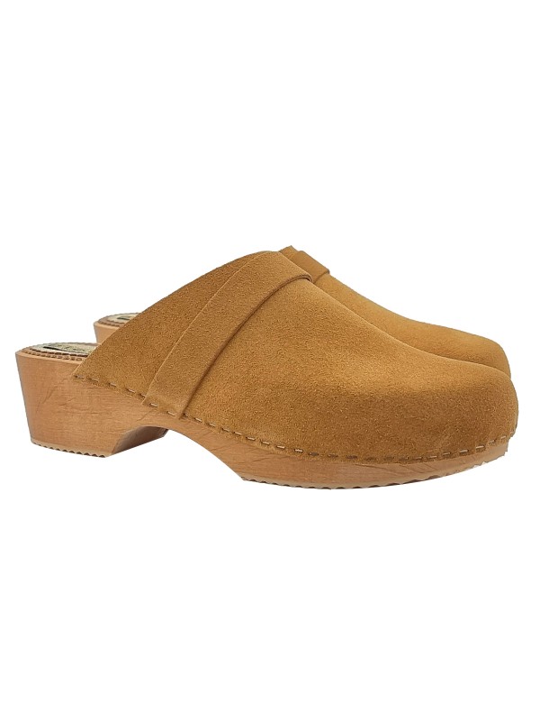 Comfortable leather-colored suede Dutch clogs