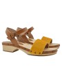 COMFORTABLE WOODEN SANDALS WITH YELLOW BAND