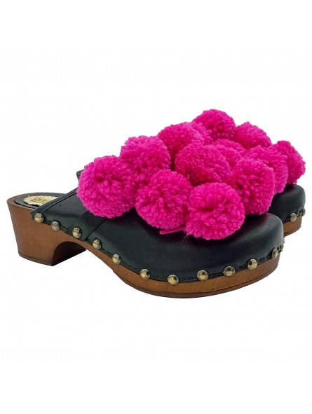 BLACK DUTCH CLOGS IN LEATHER WITH FUCHSIA DETAILS